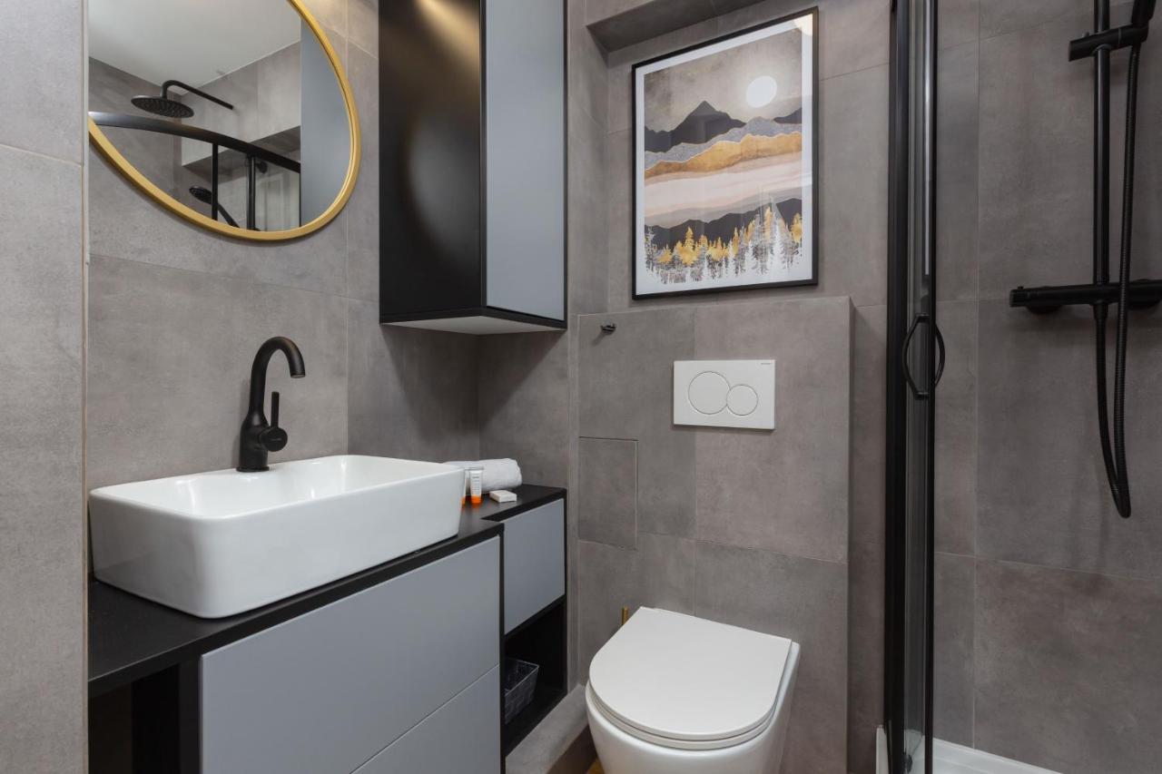 Center Near The Vistula By Renters Apartment