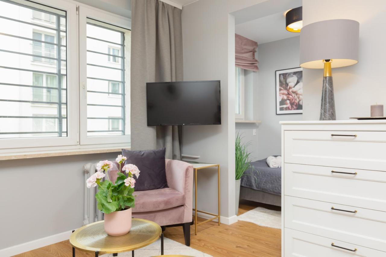 Center Near The Vistula By Renters Apartment